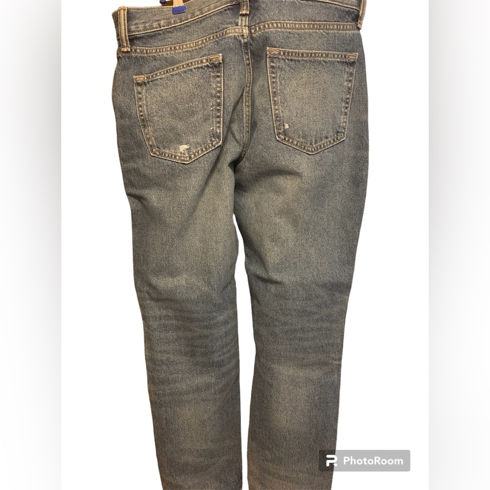 NWOT Old Navy size 32 x 30 blue jeans